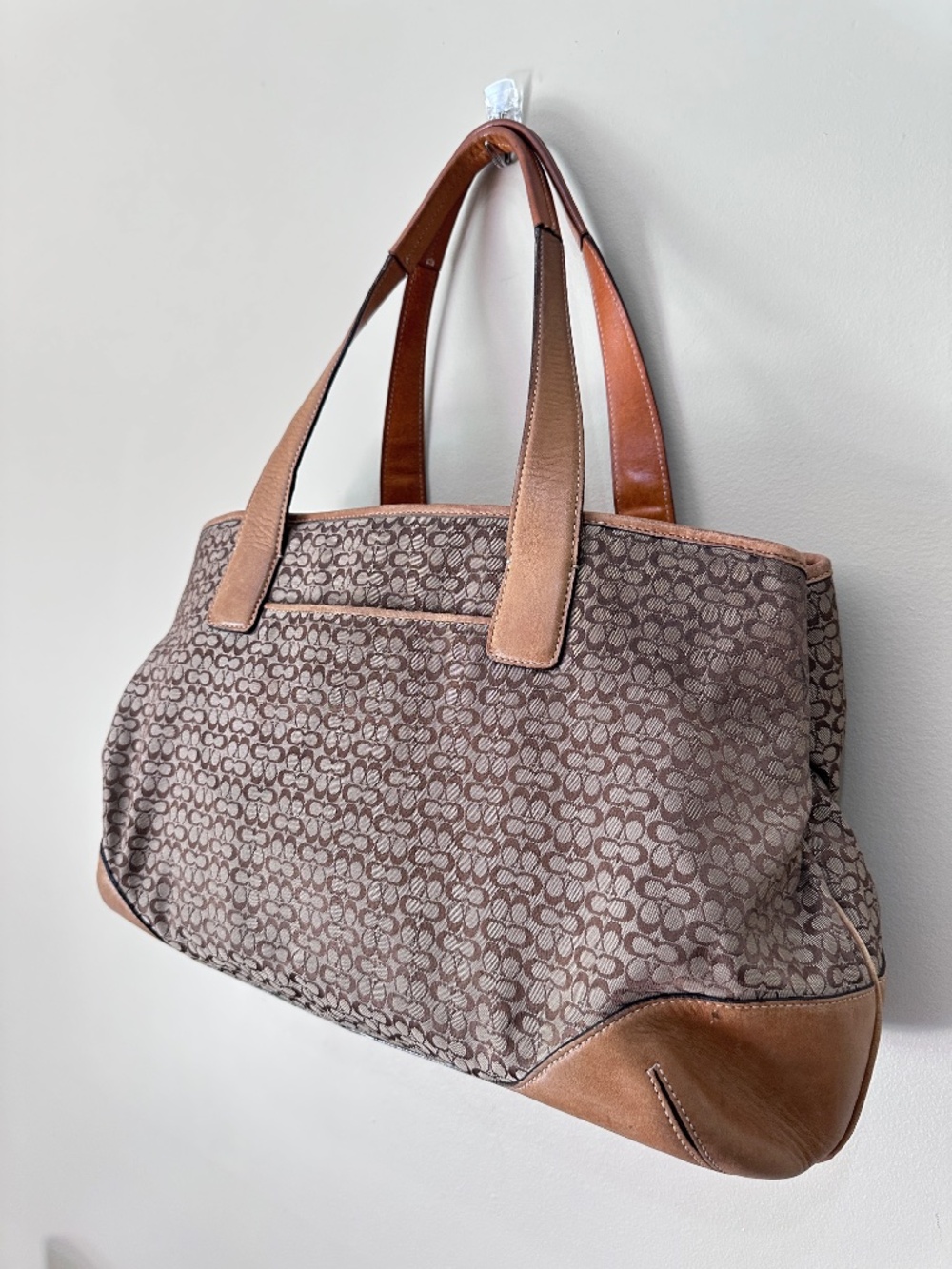 Vintage Coach Brown Khaki Hobo Bag 6621 with C Signature and Leather Top Handle - Picture 2 of 16